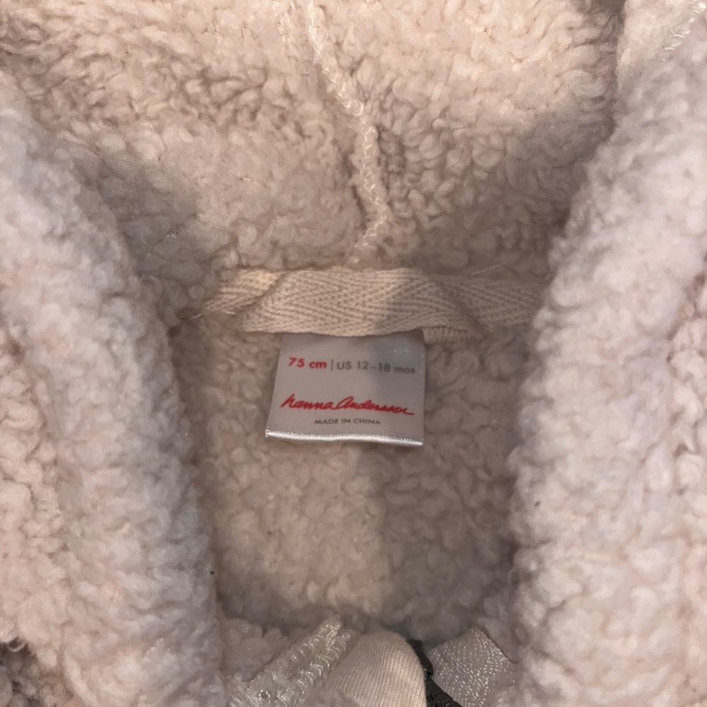 Hanna Andersson Onesie - Cream Fleece w/ Hood + Ears - Picture 3 of 6